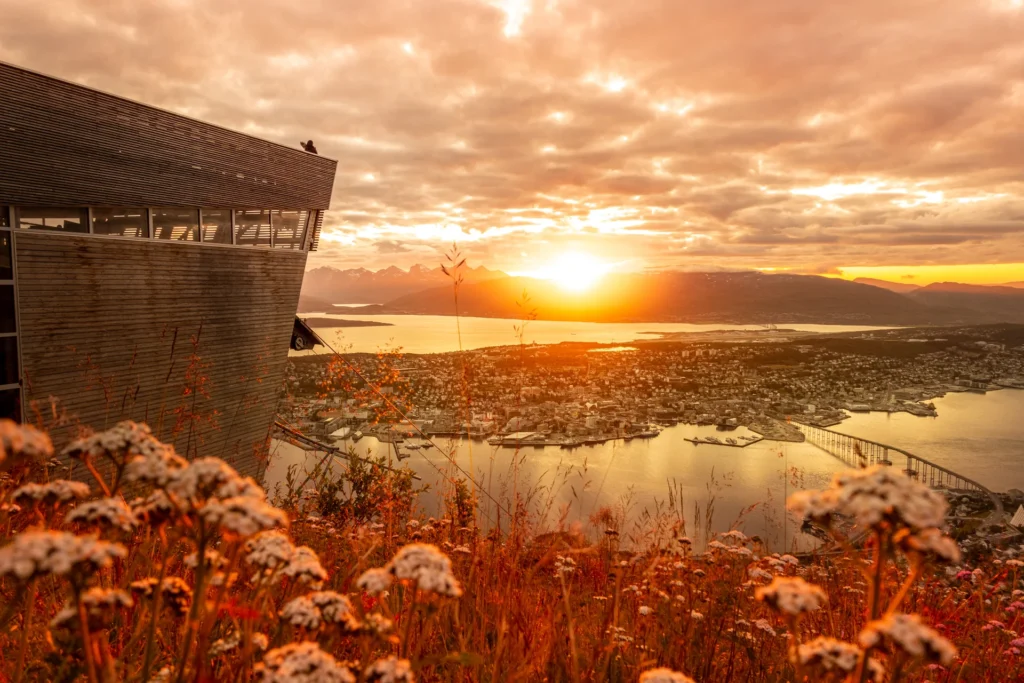 Midnight Sun in Tromsø: The Complete Guide