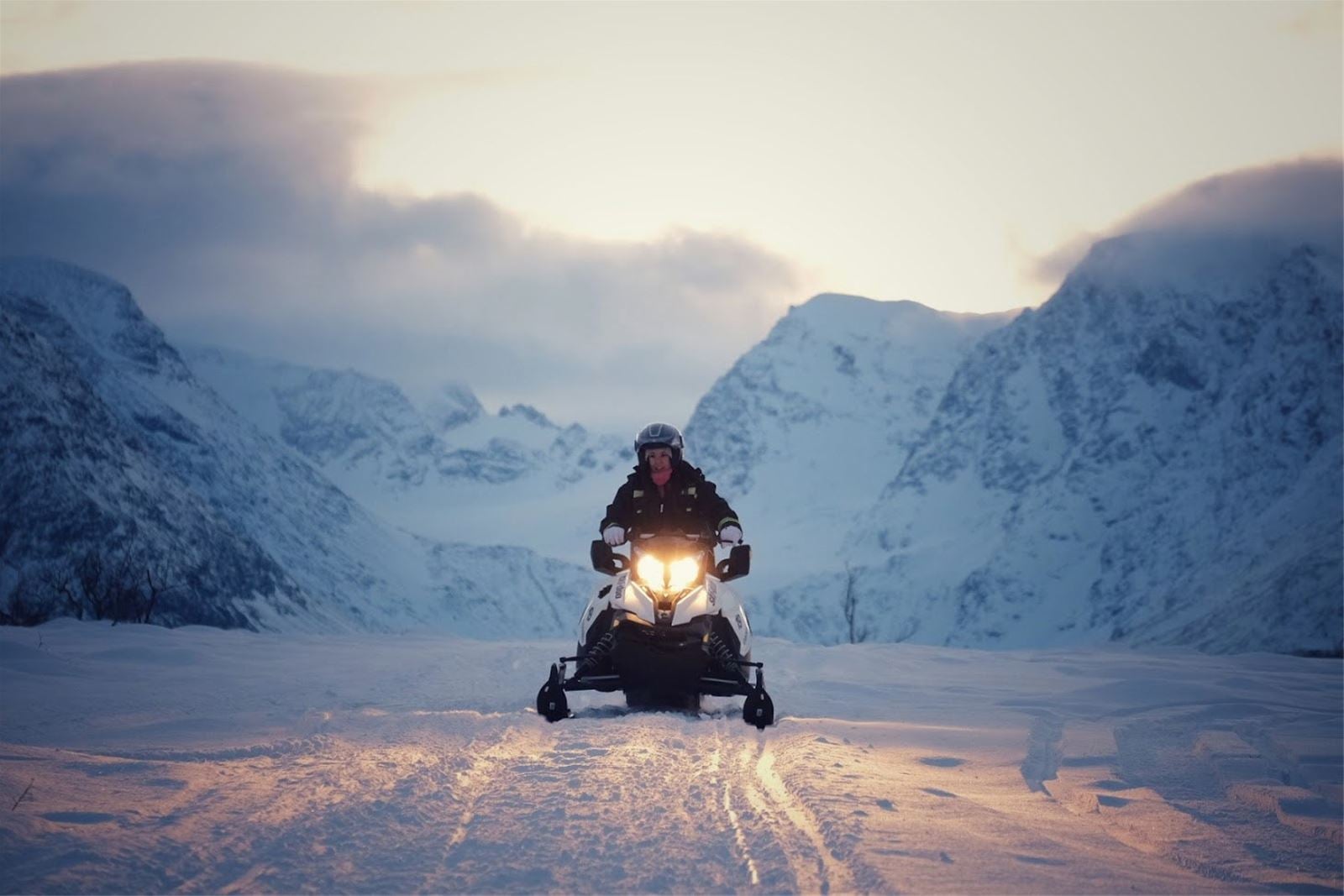 Lyngen Snowmobile Safari · HD Arctic